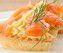 crostatine con crema di formaggio e salmone salato crostatine con crema di formaggio e salmone salato