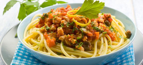 Ricetta Spaghetti Con Ragù Di Pesce Spada Cucinarepescecom
