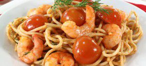 Pasta con pomodorini e gamberi